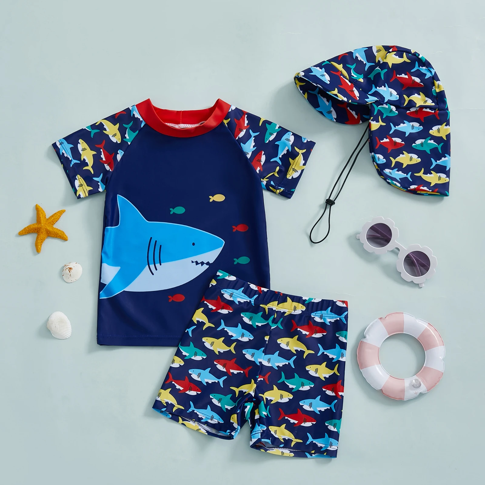 kf-Se51785e4fea3460a8d088f94712b04f83 여름 수영복 비키니 세트, 귀여운 상어 프린트, 반팔 래시가드, 수영 상의, 반바지, 태양 모자, 비치웨어, 아기 소년 세트, 3 개 - 이미지 1